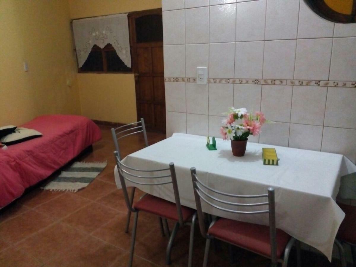 Casa Departamento En El Bosque Apartment อูซัวยา ภายนอก รูปภาพ